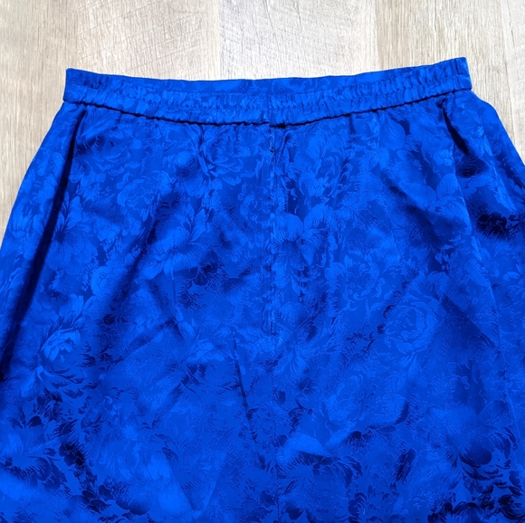 Royal Blue Floral Print 100% Silk Skirt - Picture 6 of 9